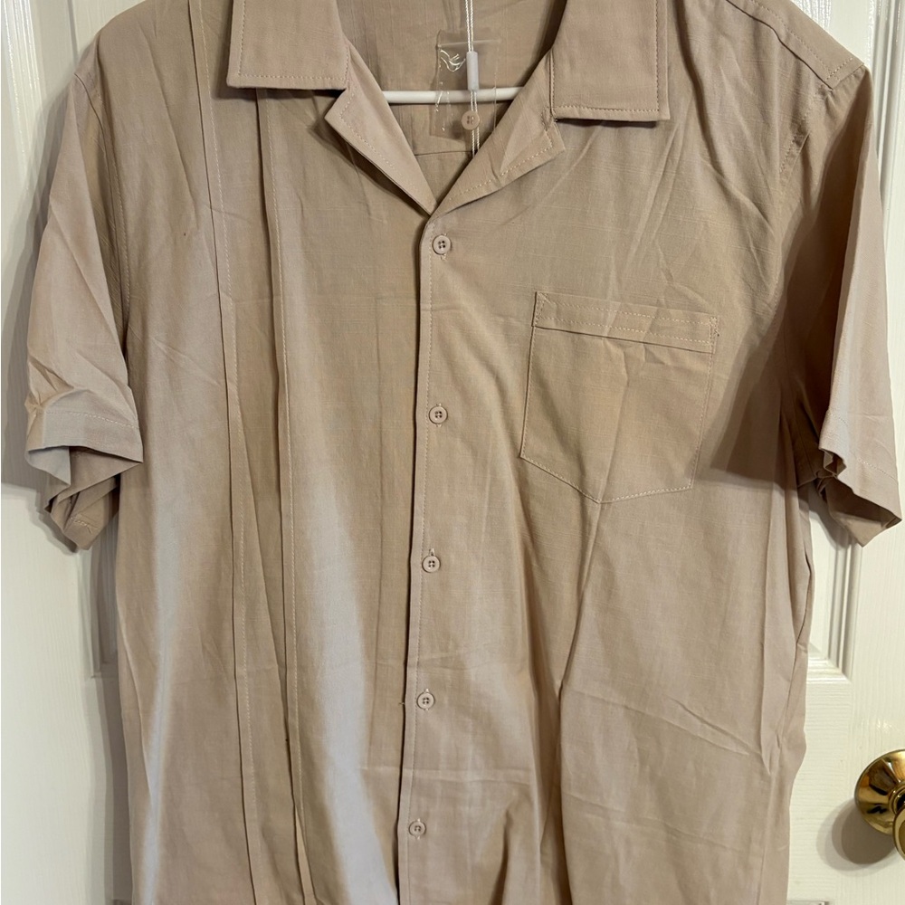 Men's Tan Short Sleeve Shirt
